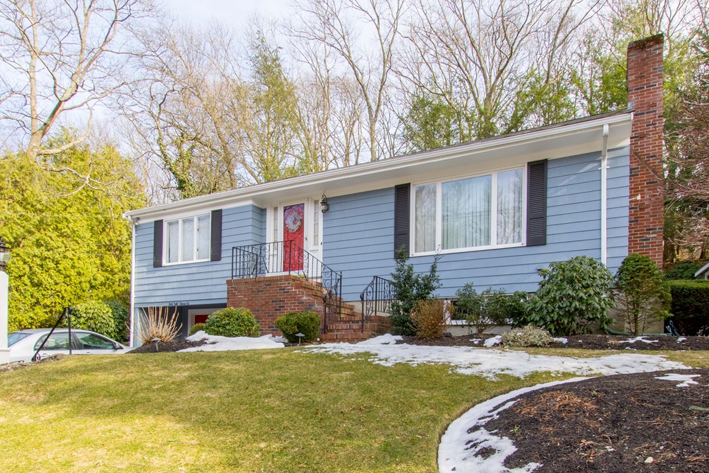 48 Johnson Road Winchester, MA 01890 - Photo 2 of 29 Gallery Image 2