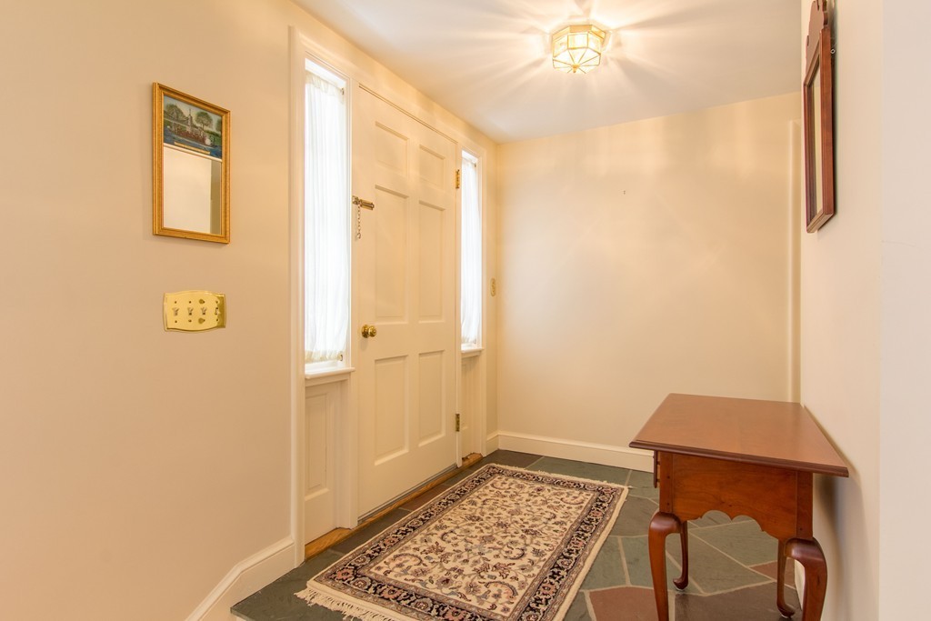 48 Johnson Road Winchester, MA 01890 - Photo 3 of 29 Gallery Image 3