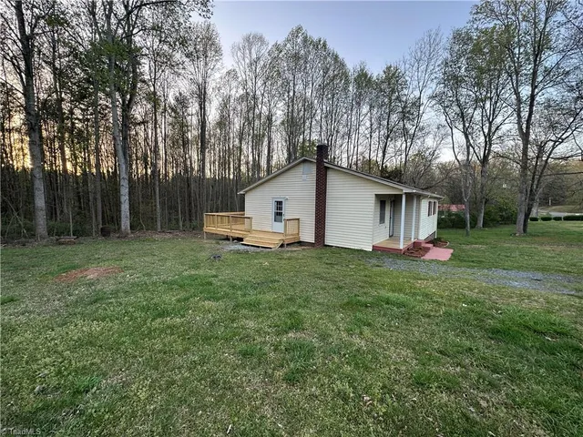 $1,550 | 305 Leonard Meadow Road, Ramseur, NC 27316