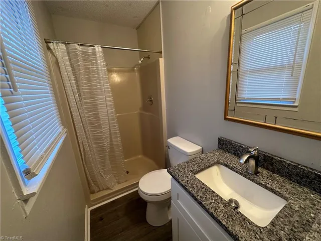 $1,550 | 305 Leonard Meadow Road, Ramseur, NC 27316