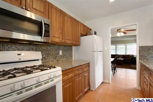 374 West Woodbury Road Altadena, CA 91001 - Photo 12 of 32 Additional Photo