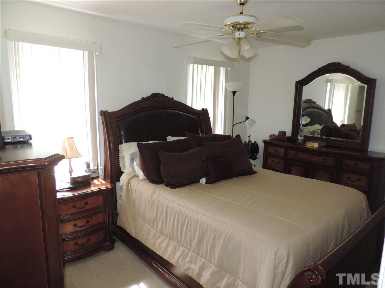 211 Barbour Road Smithfield, NC 27577 - Photo 13 of 25 Gallery Image 13