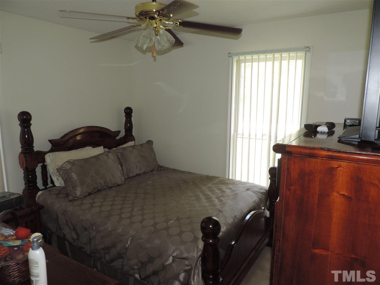 211 Barbour Road Smithfield, NC 27577 - Photo 16 of 25 Gallery Image 16