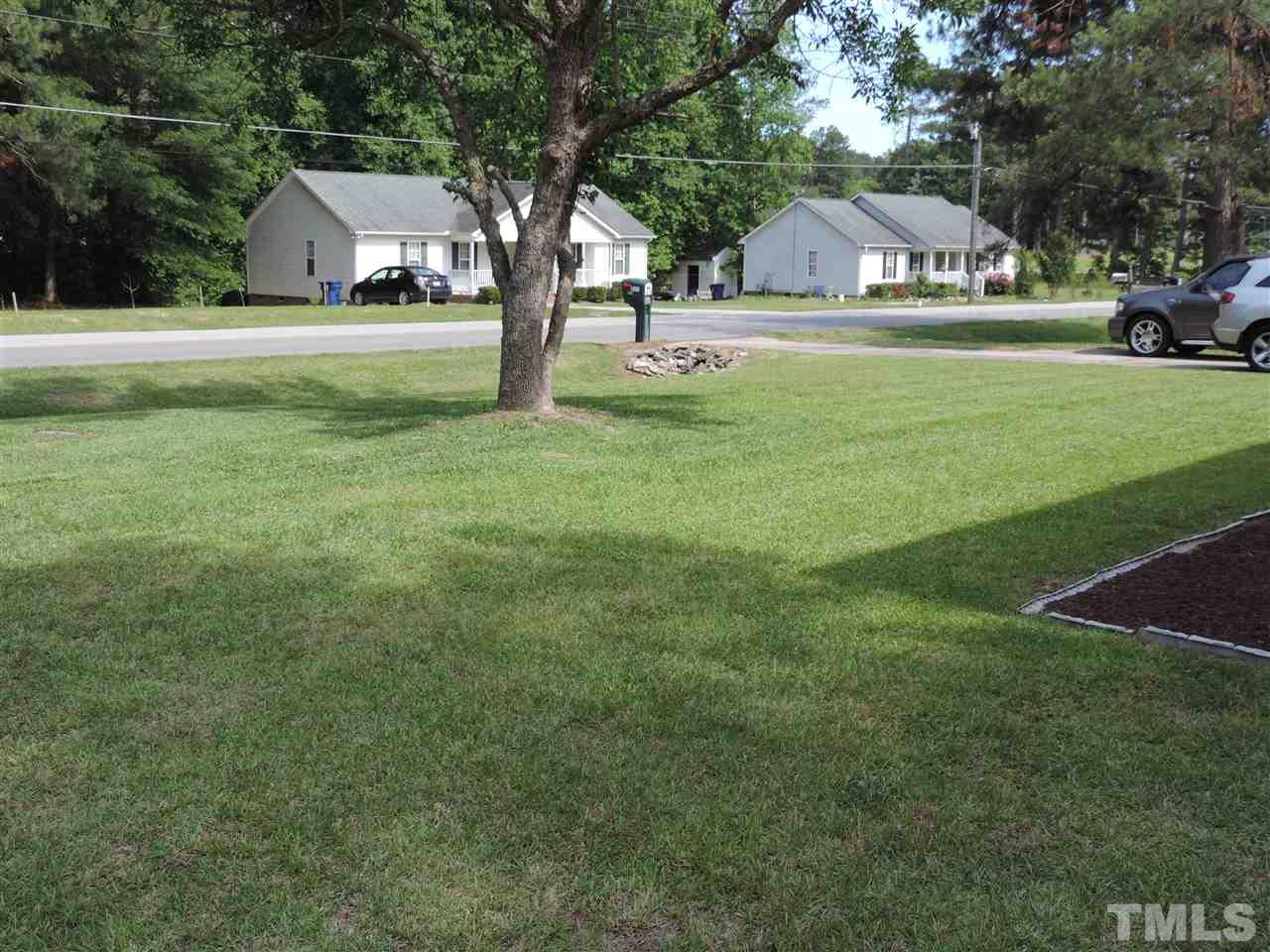 211 Barbour Road Smithfield, NC 27577 - Photo 19 of 25 Gallery Image 19