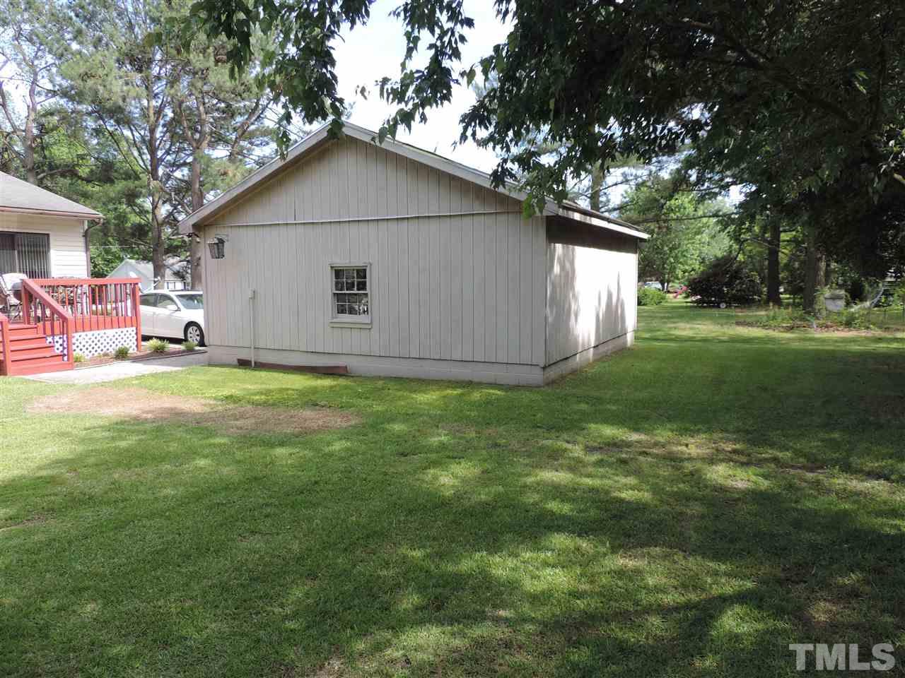 211 Barbour Road Smithfield, NC 27577 - Photo 20 of 25 Gallery Image 20