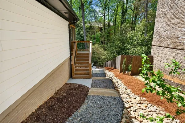 $849,900 | 5500 Sherrell Drive, Atlanta, GA 30342