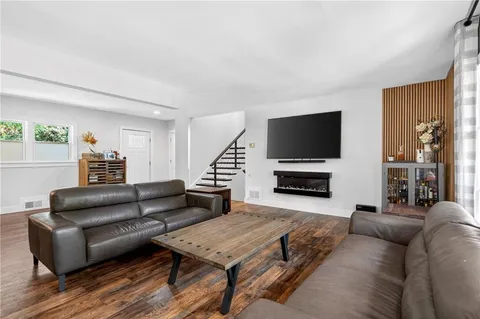 $849,900 | 5500 Sherrell Drive, Atlanta, GA 30342