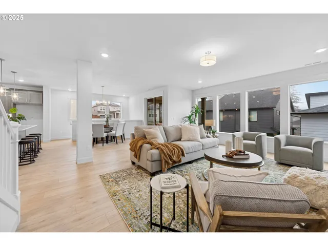 $825,202 | 15474 Southwest Everglade Avenue, Tigard, OR 97224