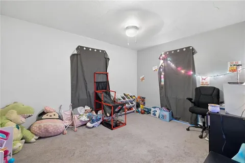 $274,999 | 319-321 East Agnew Avenue, Carrick, PA 15210