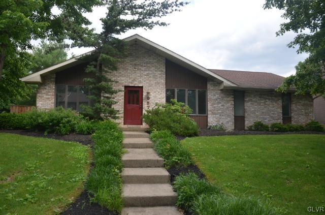 957 Bridle Path Road Allentown, PA 18103 - Photo 1 of 16 Gallery Image 1