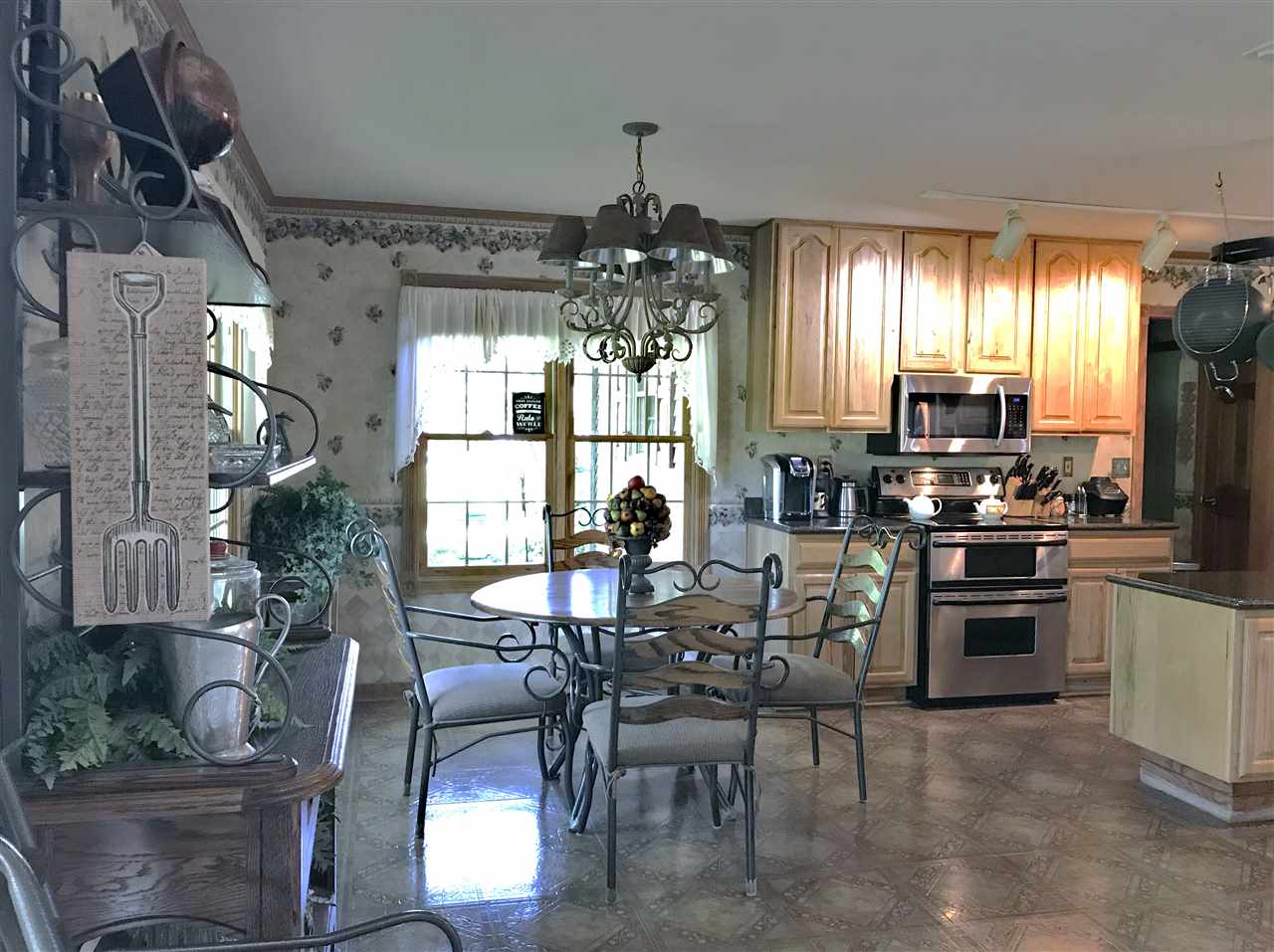2101 South Sievers Road Vincennes, IN 47591 - Photo 12 of 36 Gallery Image 12