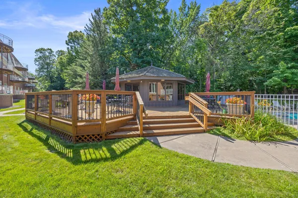 $385,000 | 8651 Basswood Road, Unit 302, Eden Prairie, MN 55344
