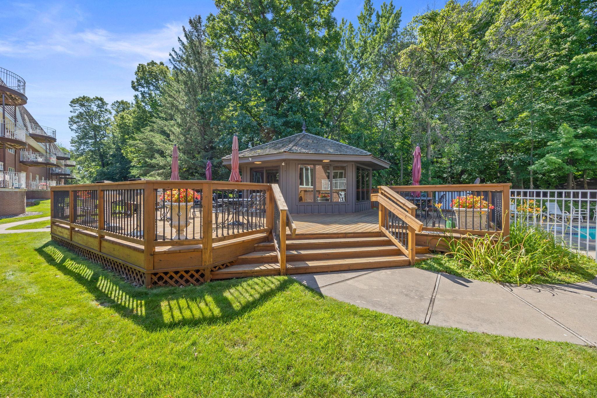 8651 Basswood Road, Unit 302 Eden Prairie, MN 55344 - Photo 32 of 38