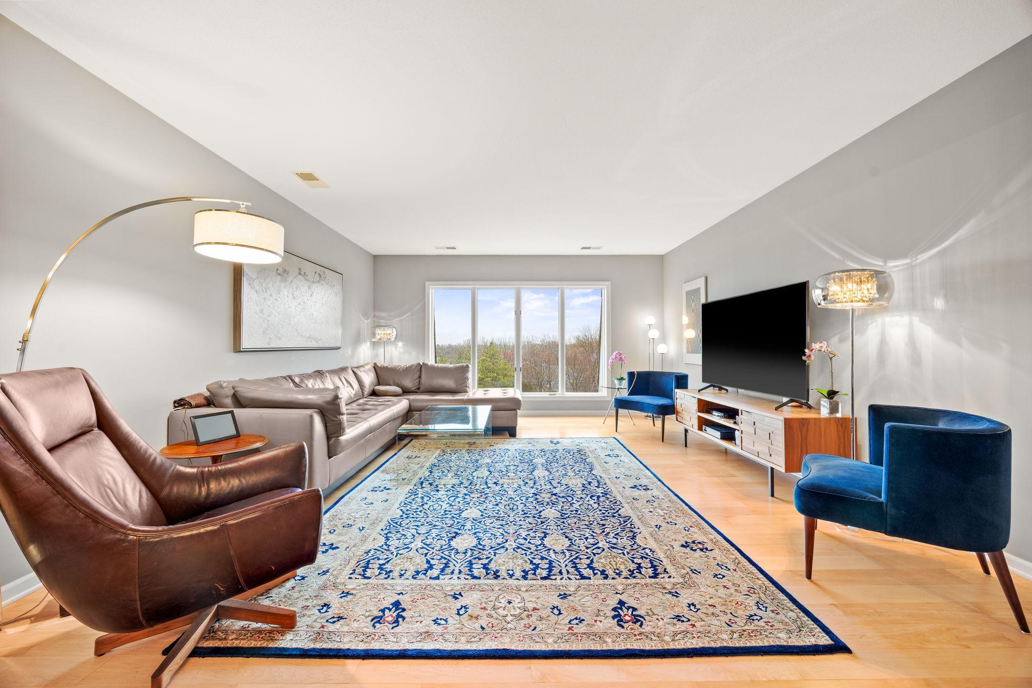 8651 Basswood Road, Unit 302 Eden Prairie, MN 55344 - Photo 6 of 38