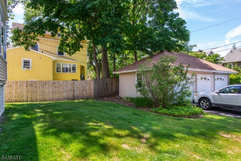 422 Valley Road, Unit 2 Montclair, NJ 07043 - Photo 23 of 23