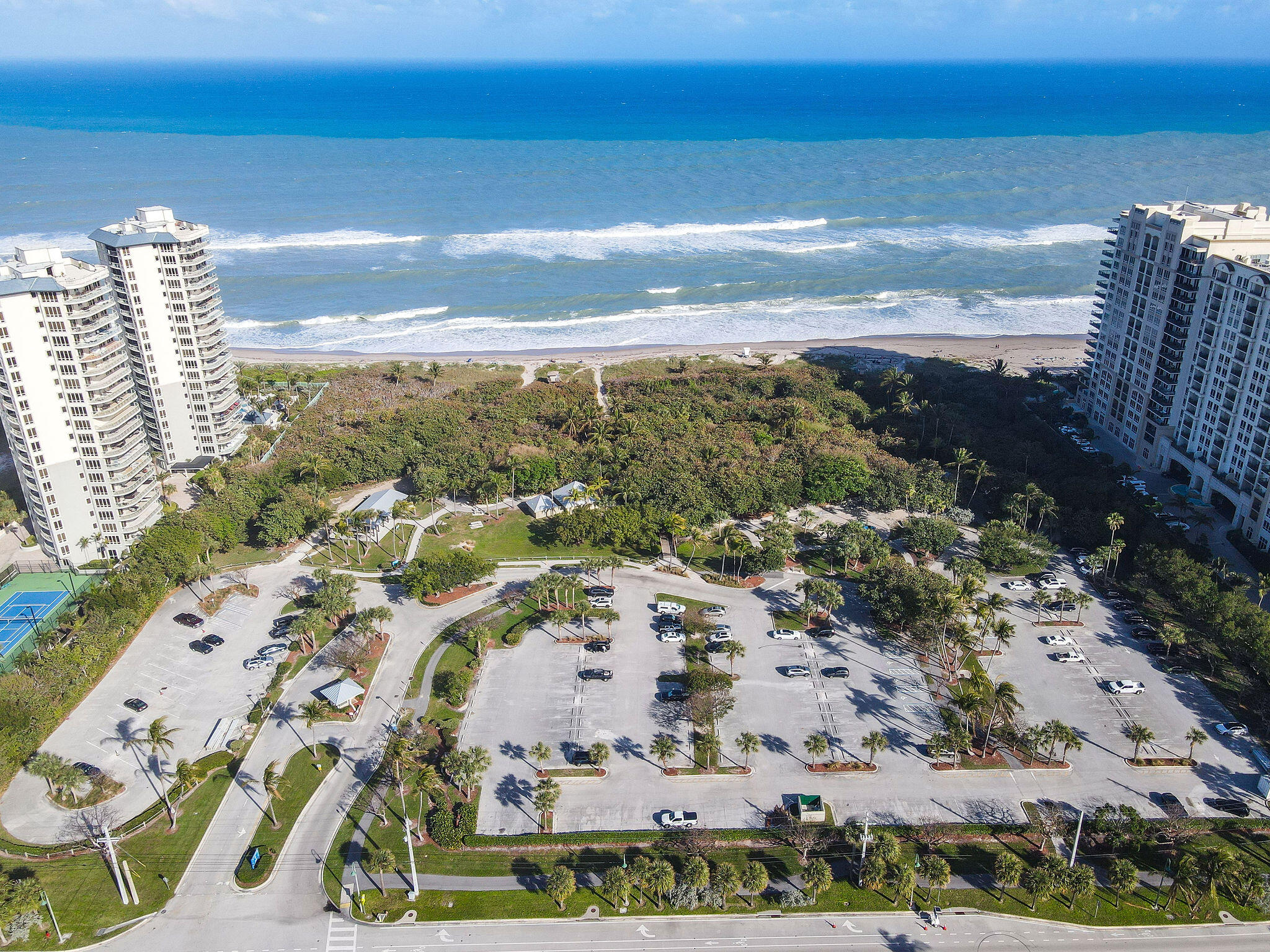 1190 Dolphin Road Riviera Beach, FL 33404 - Photo 4 of 16 Ocean Reef Park across the street