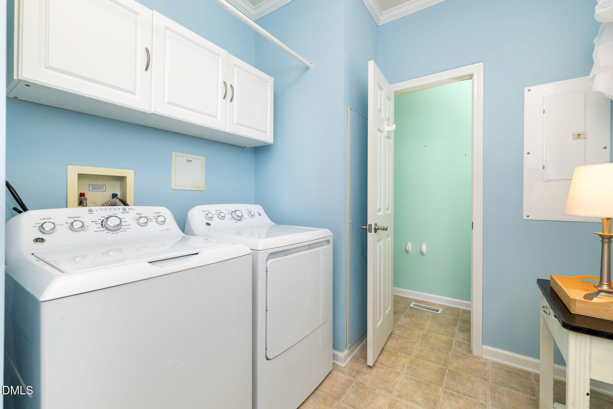 3900 Dabney Road Henderson, NC 27537 - Photo 21 of 35 a utility room with dryer and washer