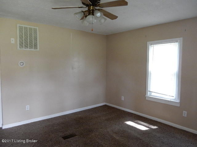 1050 West Blue Lick Road Shepherdsville, KY 40165 - Photo 4 of 12 DSCN1167