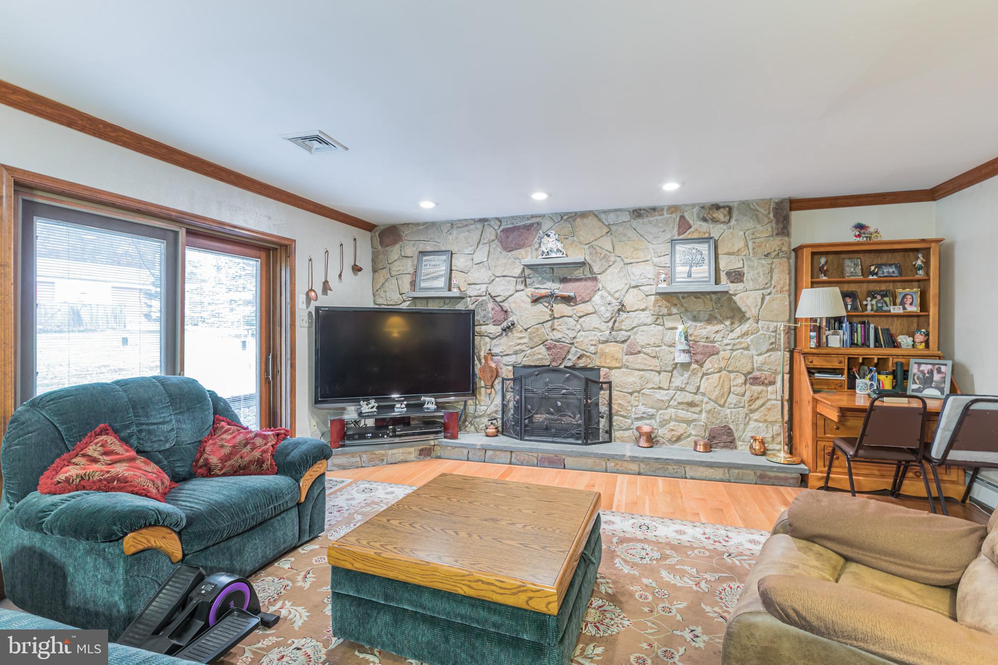 114 Curley Mill Road Chalfont, PA 18914 - Photo 7 of 36 Outside Entrance to Patio