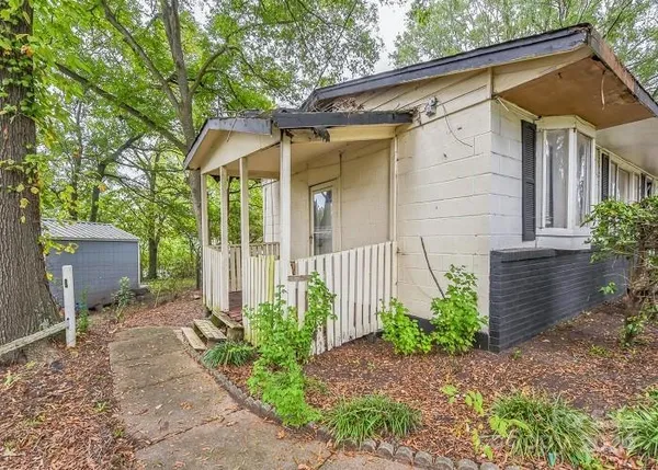 $48,900 | 519 South Mulberry Street, Cherryville, NC 28021