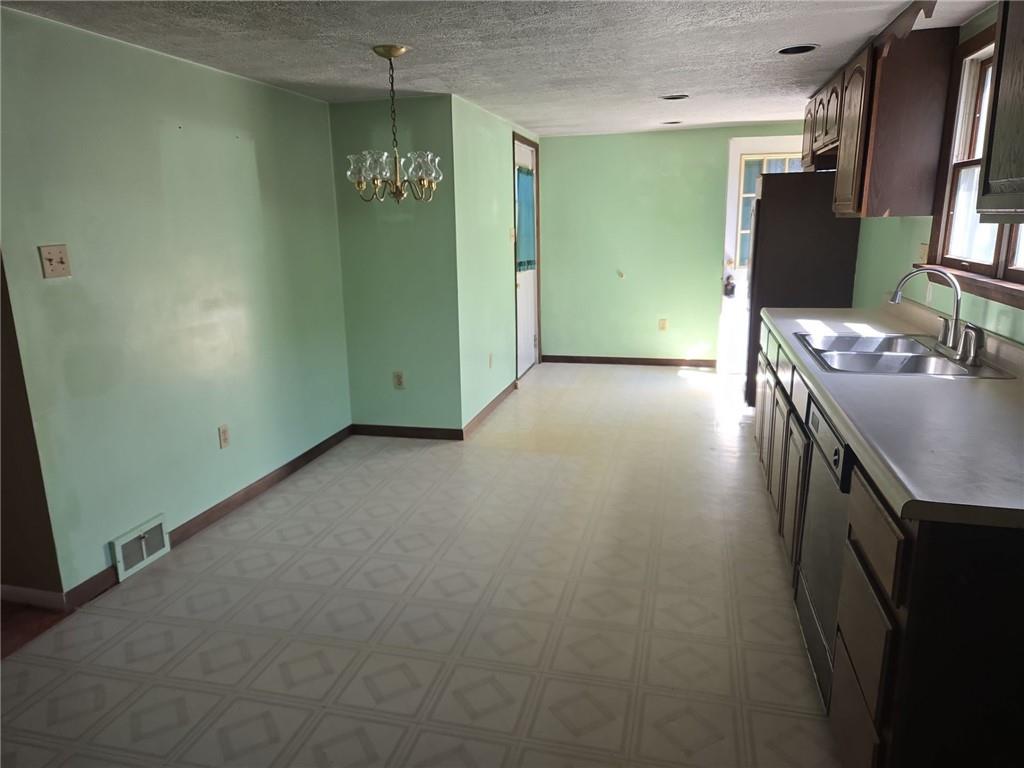 242 Stone Quarry Road Monaca, PA 15061 - Photo 9 of 41