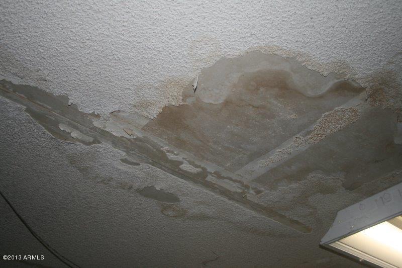 4001 West Thunderbird Road Phoenix, AZ 85053 - Photo 13 of 25 damageleak