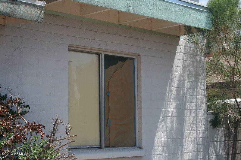 4001 West Thunderbird Road Phoenix, AZ 85053 - Photo 22 of 25 damagewindow