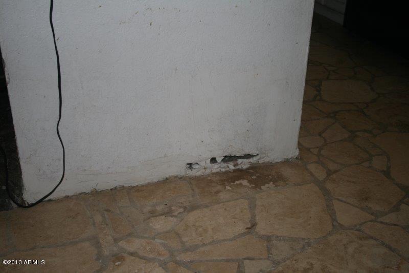 4001 West Thunderbird Road Phoenix, AZ 85053 - Photo 7 of 25 Damage-drywall