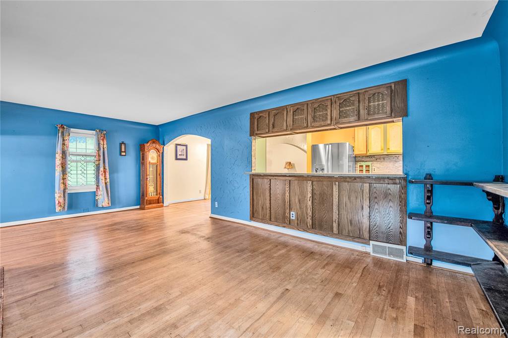 3870 Benstein Road Commerce Township, MI 48382 - Photo 15 of 44 Gallery Image 15