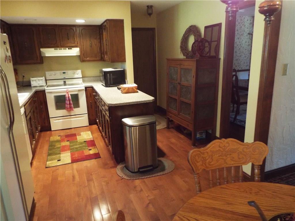 8533 Winding Ridge Road Indianapolis, IN 46217 - Photo 11 of 39 Gallery Image 11