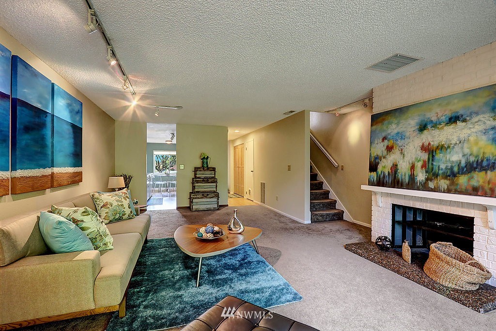21503 4th Avenue West, Unit A43 Bothell, WA 98021 - Photo 2 of 14