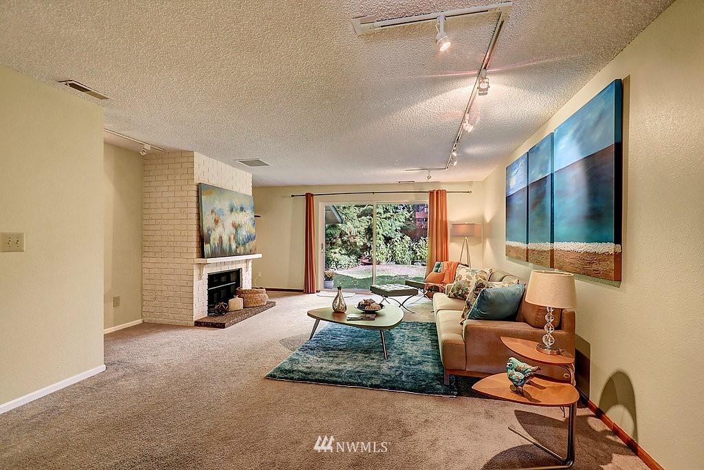 21503 4th Avenue West, Unit A43 Bothell, WA 98021 - Photo 3 of 14