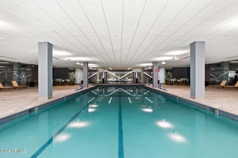 $1,250,000 | 7117 East Rancho Vista Drive, Unit 4011, Scottsdale, AZ 85251