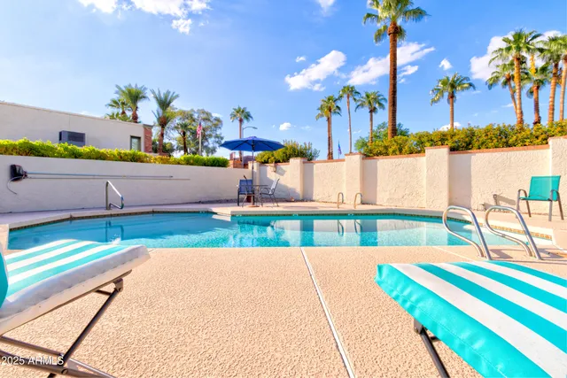 $343,500 | 385 East Coronado Road, Unit 6, Phoenix, AZ 85004