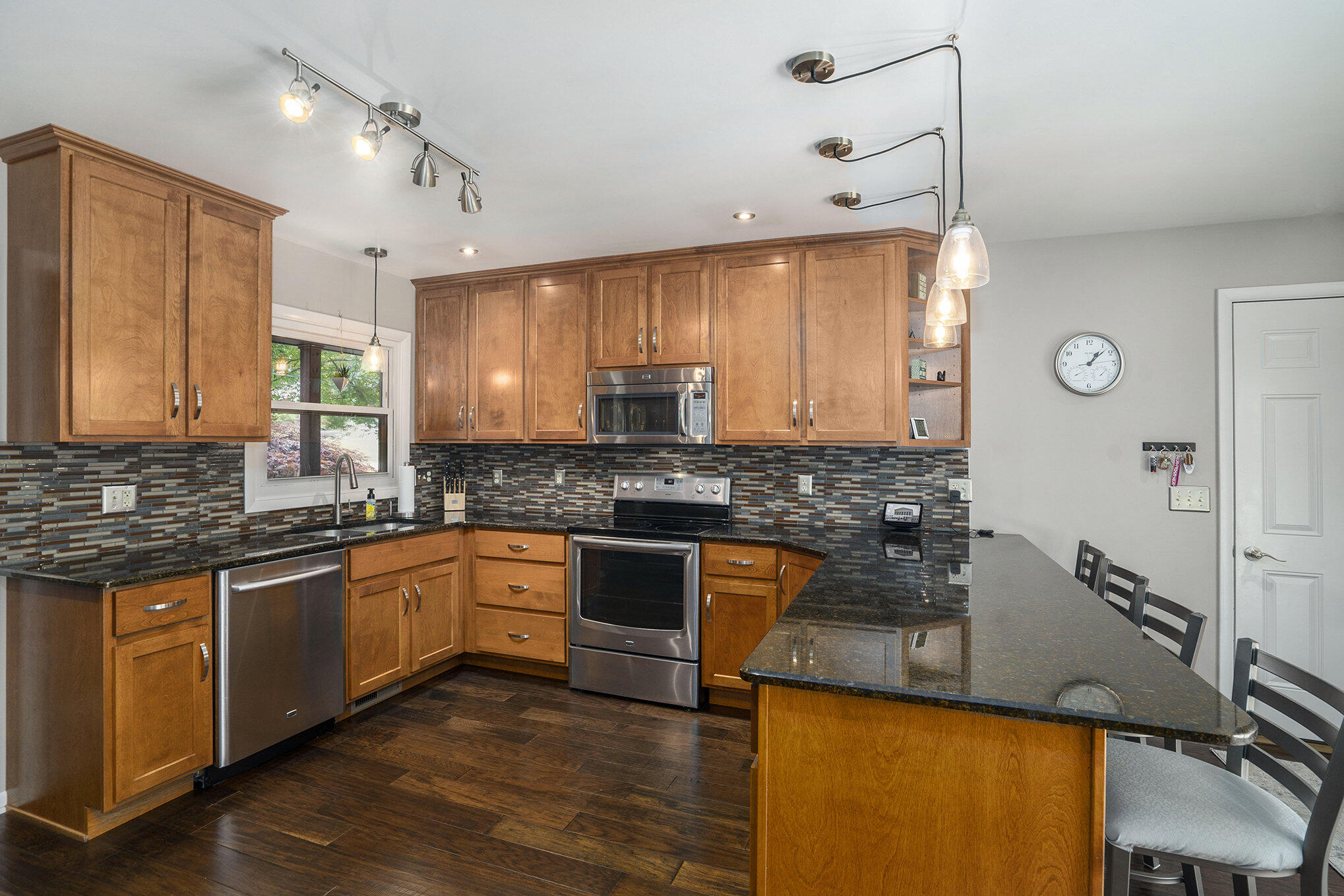 505 Hamilton Road Parchment, MI 49004 - Photo 10 of 35 010_jbs06724