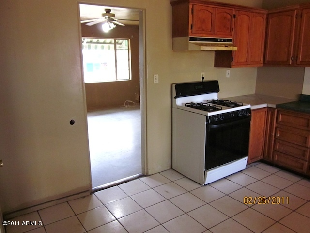 2020 West Monte Vista Road Phoenix, AZ 85009 - Photo 8 of 30 8