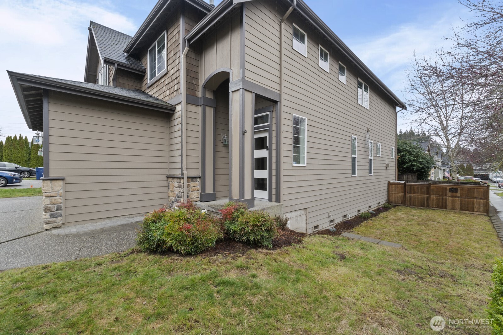 4233 154th Place Southeast Bothell, WA 98012 - Photo 39 of 40 a view of a back yard of the house