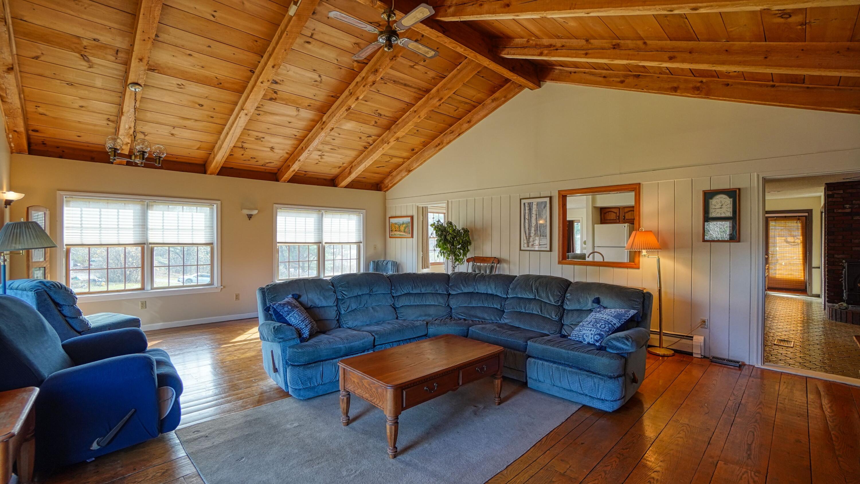 62 County Road Oakland, ME 04963 - Photo 11 of 27 Great Room