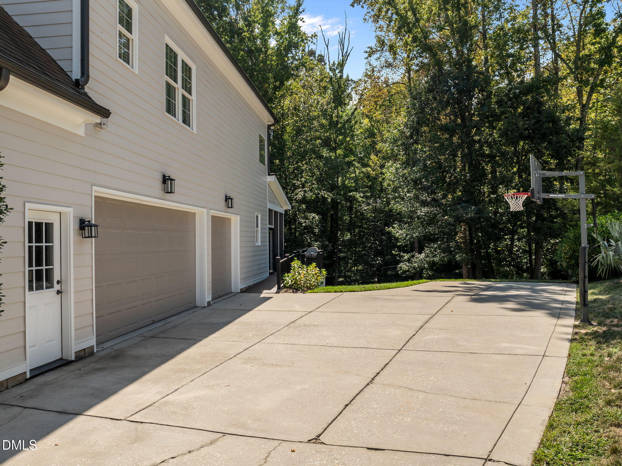 8802 Fidelis Lane Raleigh, NC 27613 - Photo 49 of 60 Extra Long Driveway