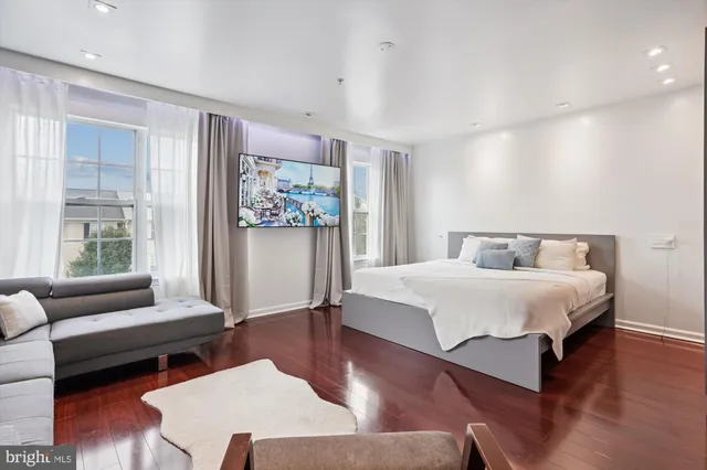 $2,650 | 7410 Langholm Way, Manassas, VA 20109