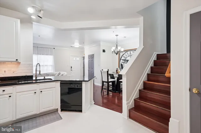 $2,650 | 7410 Langholm Way, Manassas, VA 20109