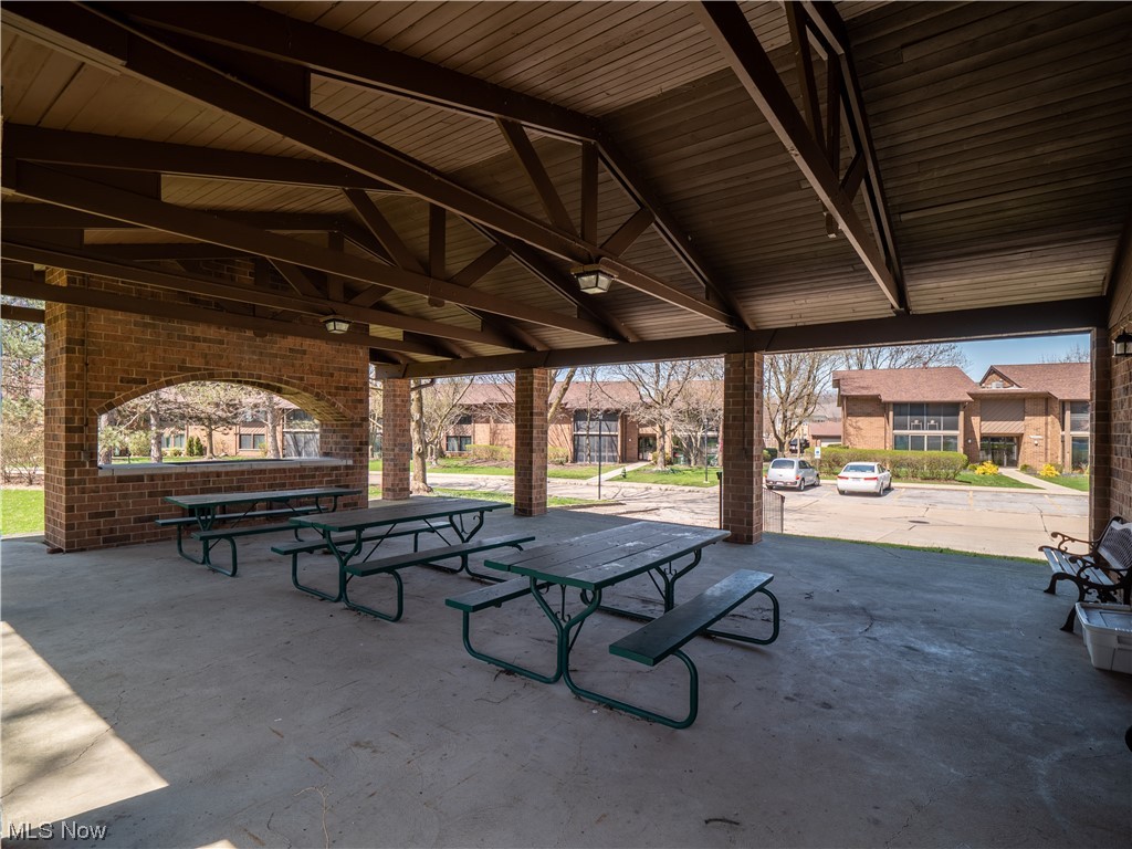 22946 Mastick Road, Unit 101 Cleveland, OH 44126 - Photo 32 of 34