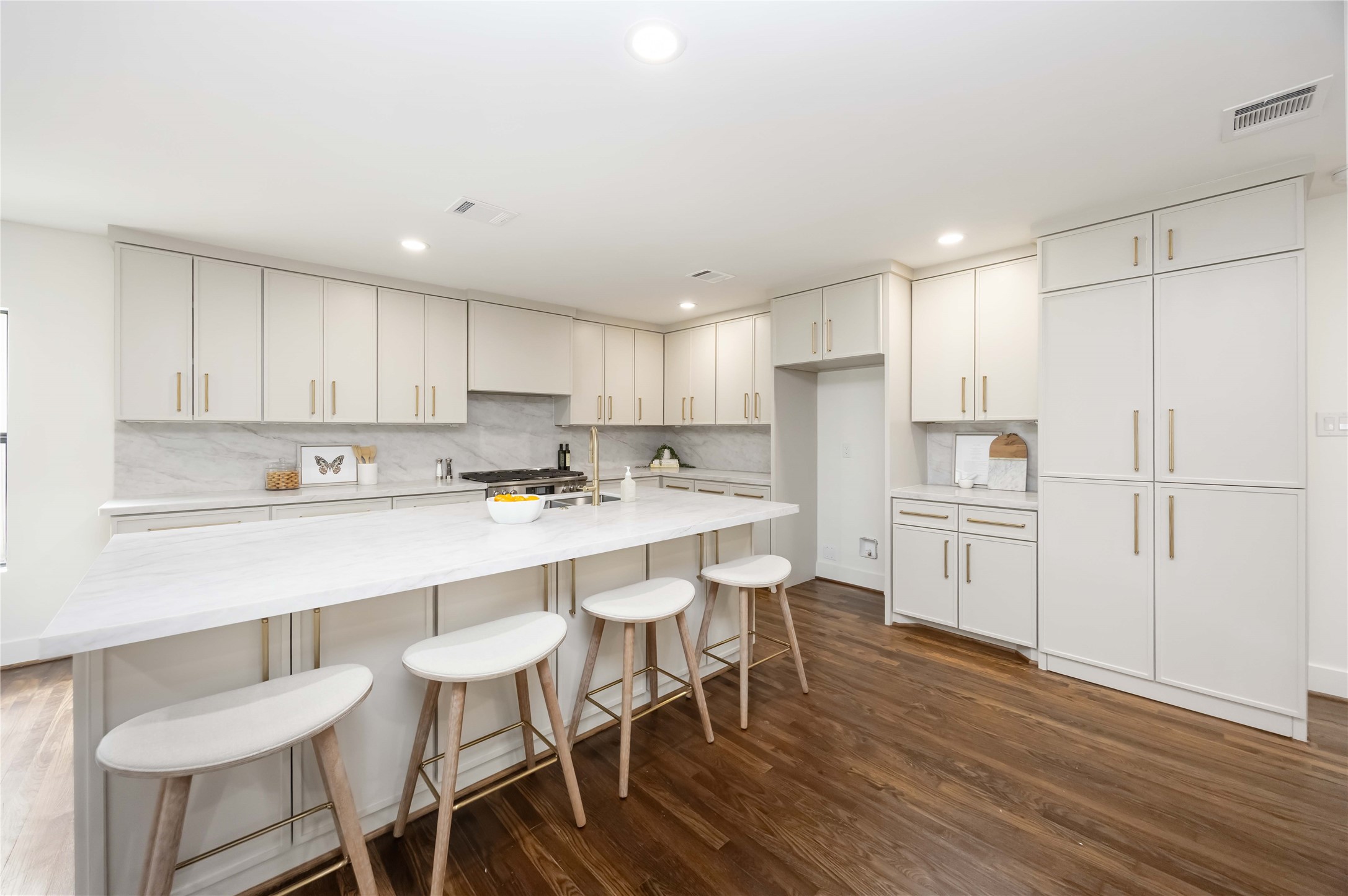 3214 Prospect Street Houston, TX 77004 - Photo 6 of 35 Kitchen