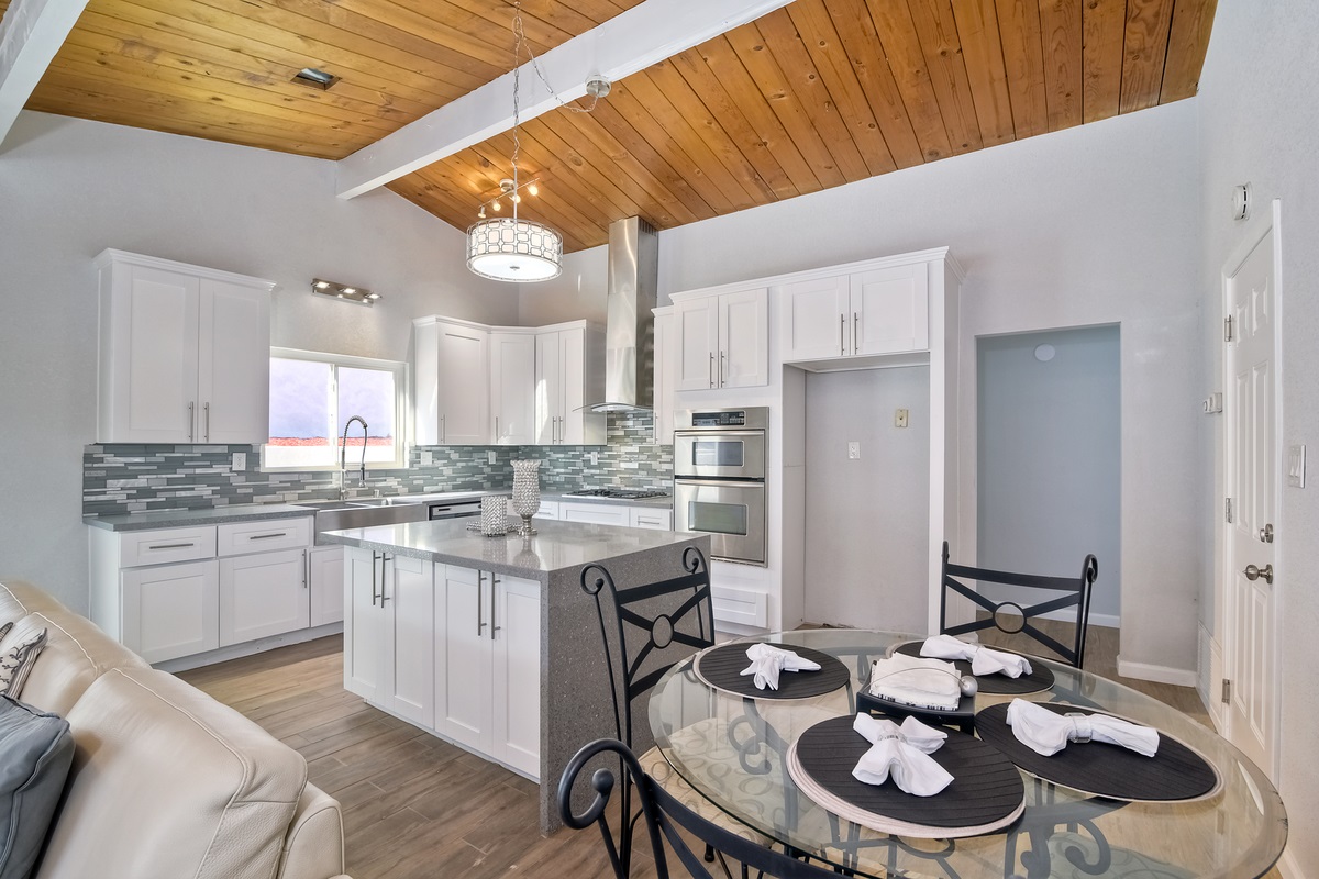 9175 Fanita Rancho Road Santee, CA 92071 - Photo 1 of 25 Gallery Image 1