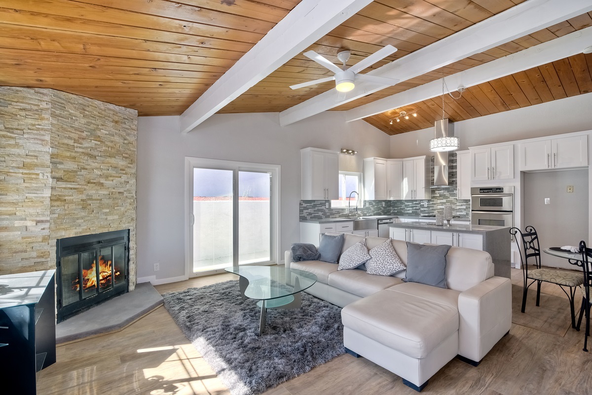 9175 Fanita Rancho Road Santee, CA 92071 - Photo 2 of 25 Gallery Image 2