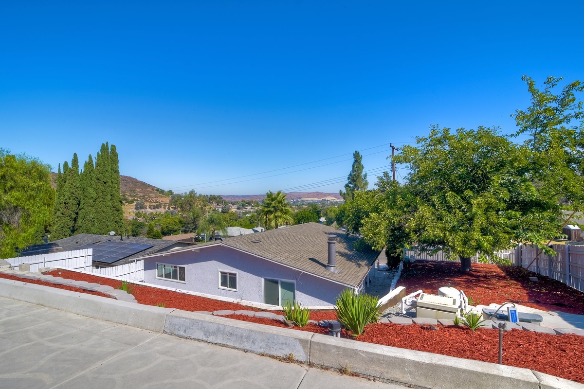 9175 Fanita Rancho Road Santee, CA 92071 - Photo 23 of 25 Gallery Image 23