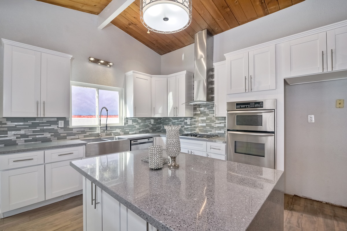 9175 Fanita Rancho Road Santee, CA 92071 - Photo 7 of 25 Gallery Image 7