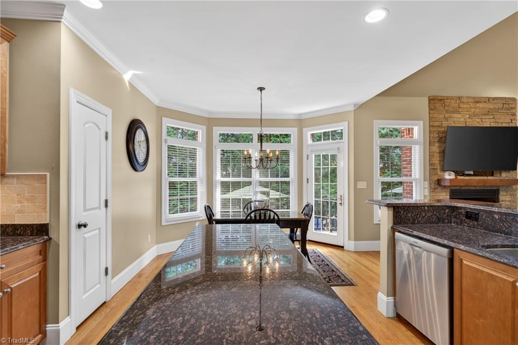 2304 Faircloth Way High Point, NC 27265 - Photo 16 of 50