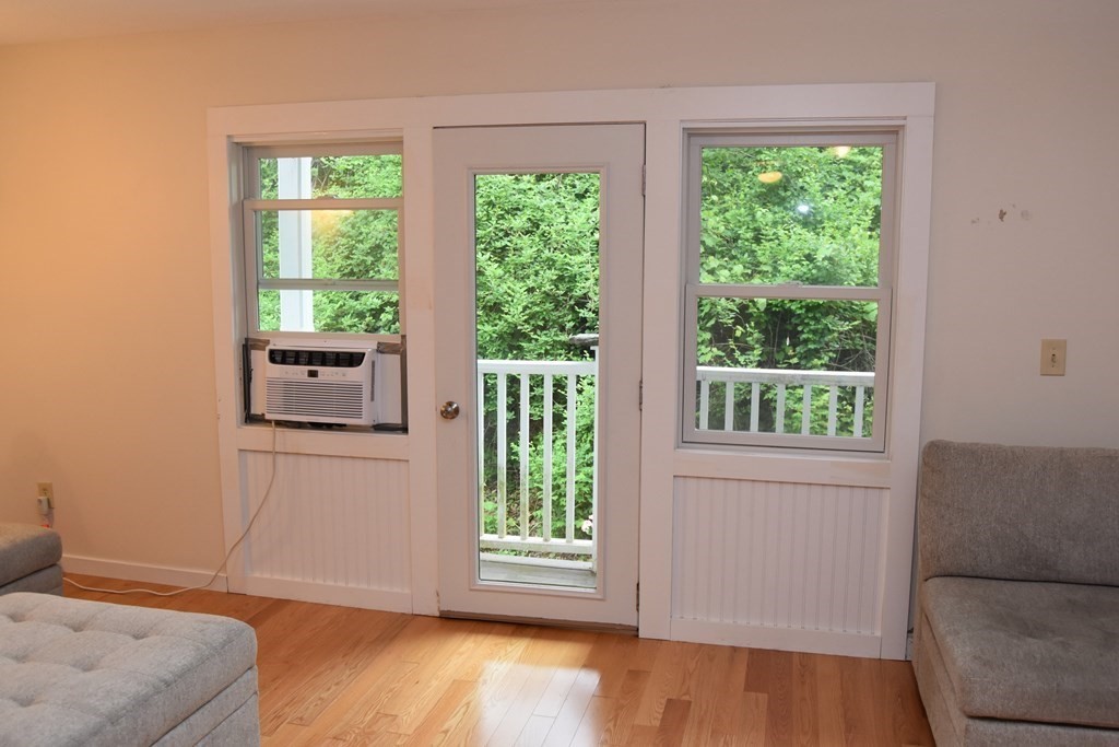 44 Evergreen Road, Unit 205 Northampton, MA 01053 - Photo 8 of 21 Gallery Image 8