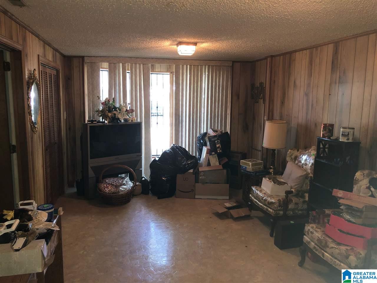917 26th Street Southwest Birmingham, AL 35211 - Photo 16 of 20